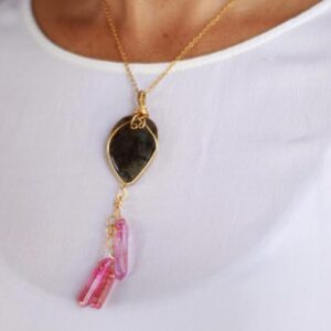 Ladradorita con cuazo Aqua Aura Rosa